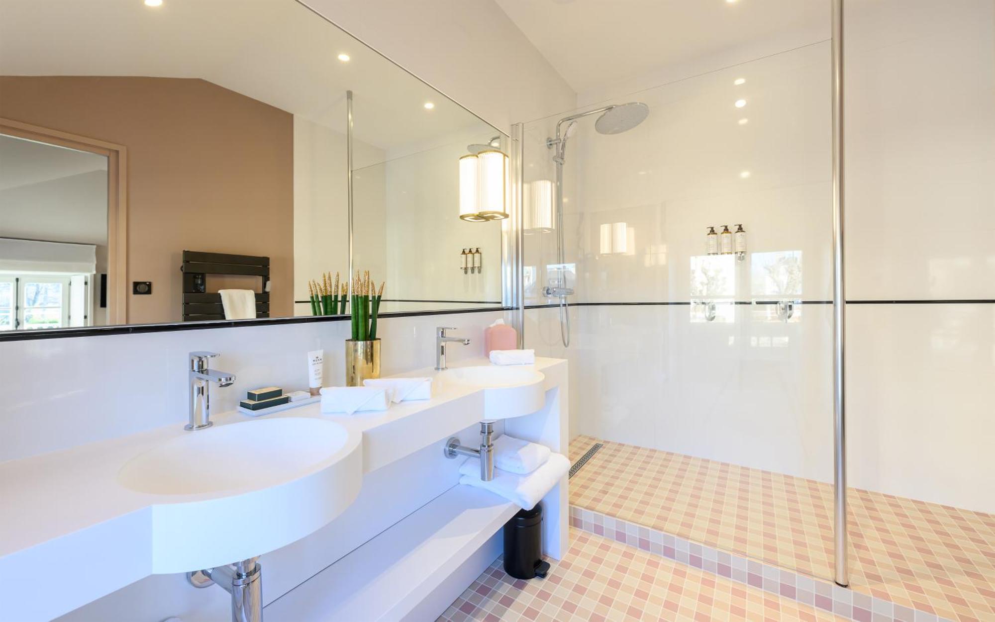 Les Suites Bb, Champagne Besserat De Bellefon Epernay Exterior photo