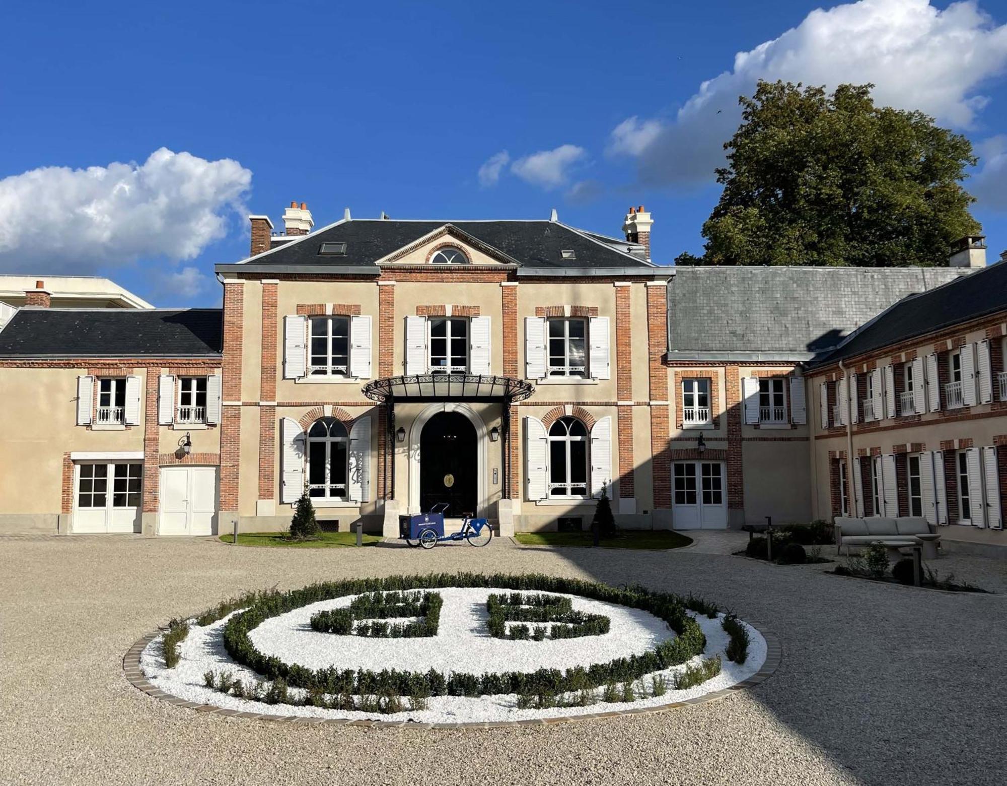 Les Suites Bb, Champagne Besserat De Bellefon Epernay Exterior photo