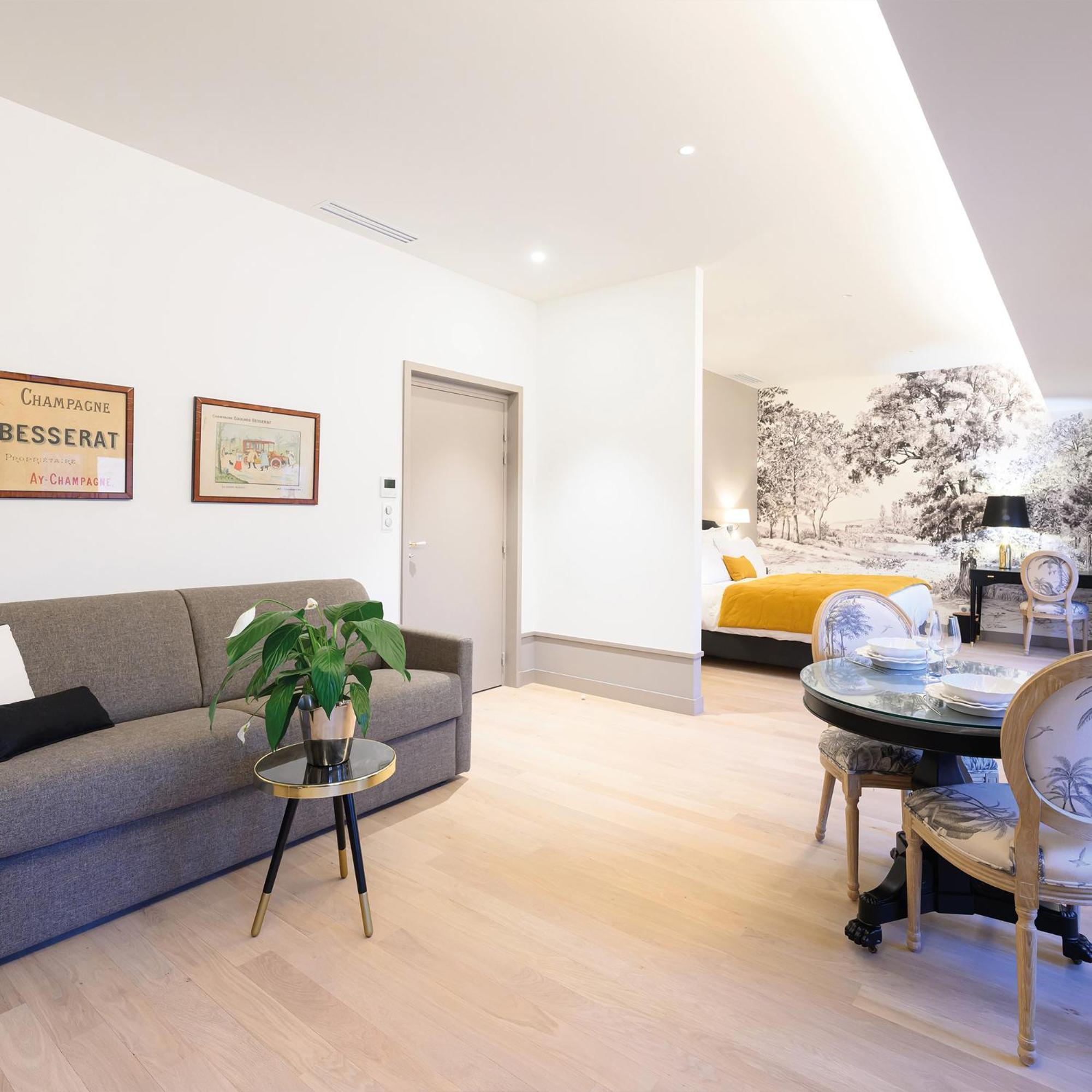 Les Suites Bb, Champagne Besserat De Bellefon Epernay Exterior photo